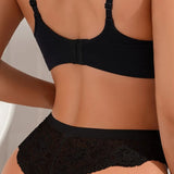 Dámské bavlněné kalhotky s krajkou