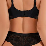 Dámské bavlněné kalhotky s krajkou