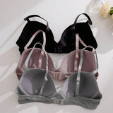 Dámská ležérní vícebarevná podprsenka, hladká, s vyztužením, s volným zádovým výstřihem, ze středně strečového materiálu pro každodenní pohodlí.