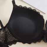 Pohodlná prémiová krajková push-up podprsenka Snug Zone s kosticemi a výstelkou pro ženy