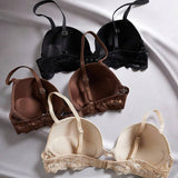 krajková podprsenka s kosticemi